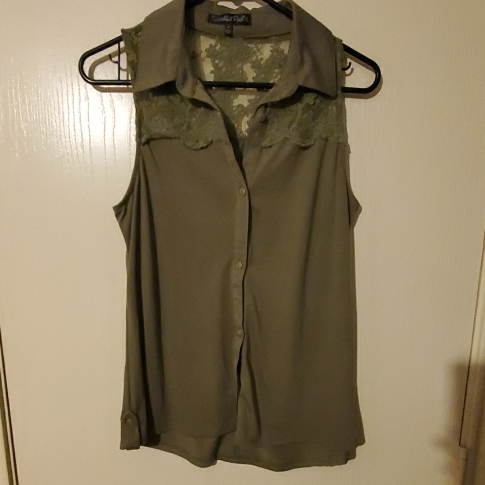 olive green top